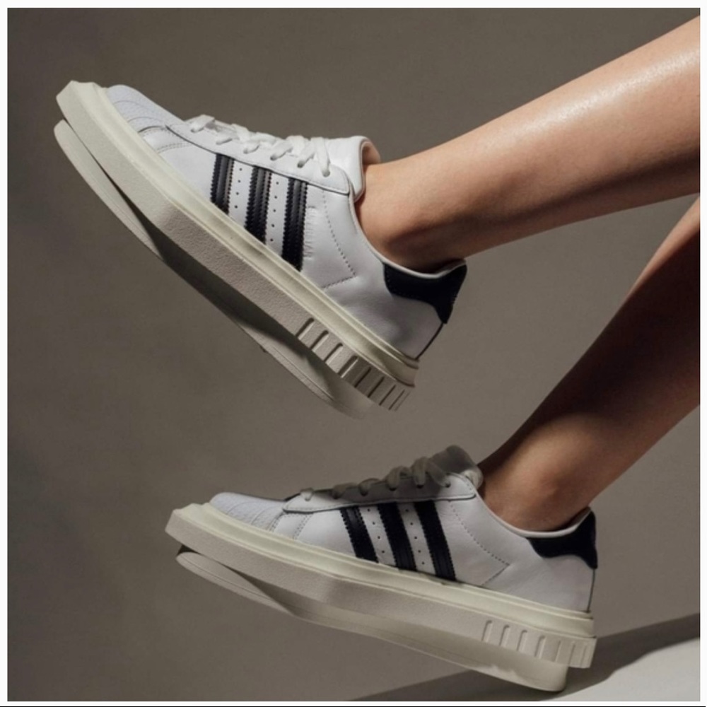 Adidas Beyoncé Superstar Platform NIB Size 10